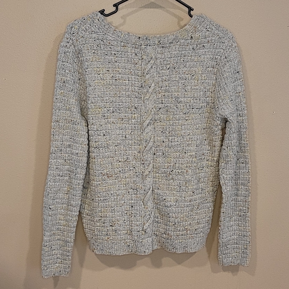 Universal Thread Sweater - Picture 4 of 4